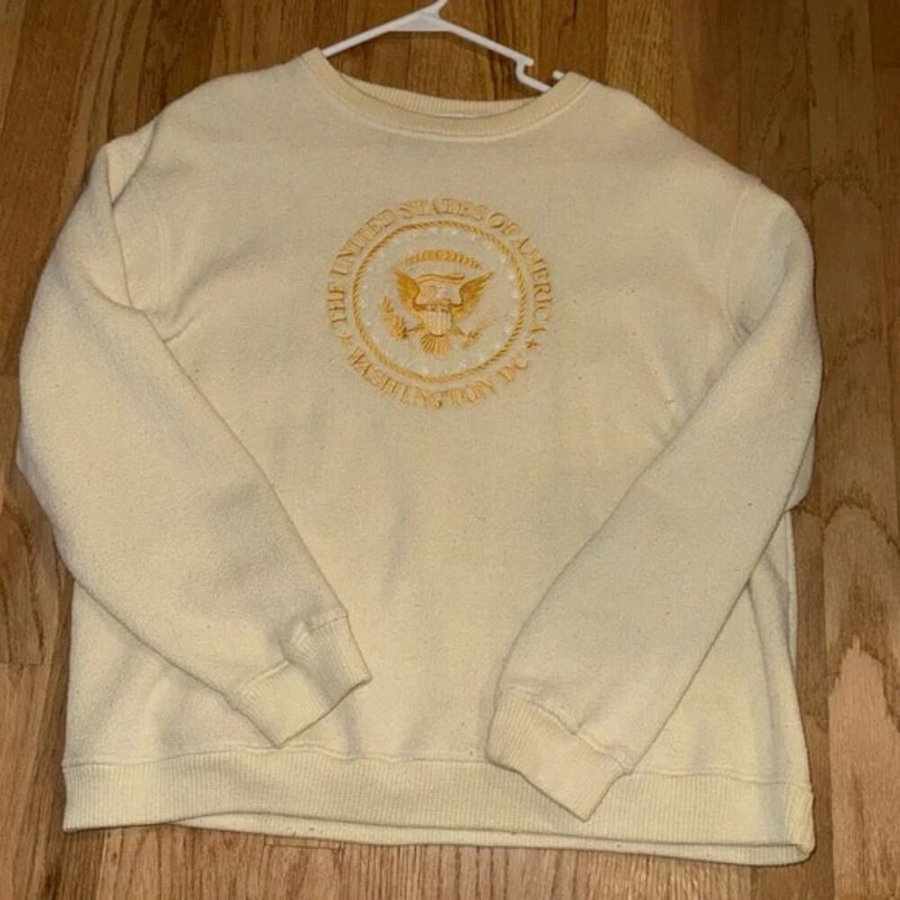 Washington DC sweatshirt medium